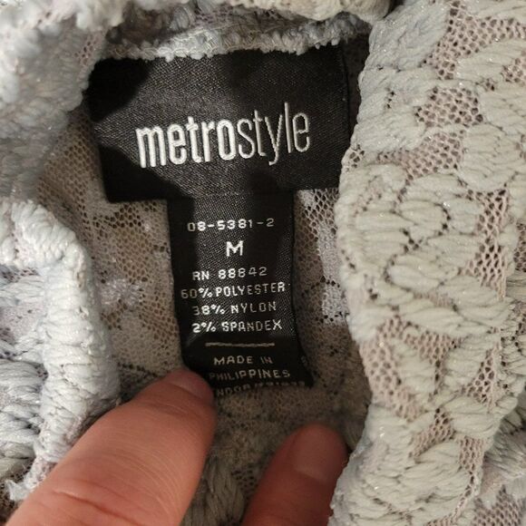 Metrostyle Lace Overlay Blouse  Sleeve Gray Size M - Picture 3 of 7
